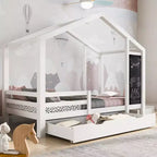 Lit d'enfant en forme de maison grandeur nature avec tableau noir et tiroirs de rangement