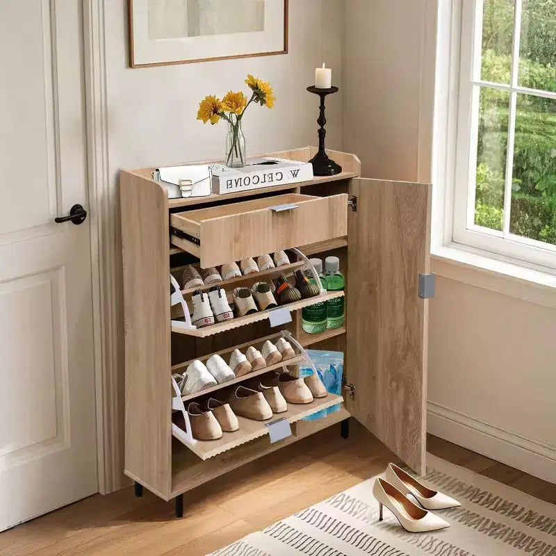 Meuble à chaussures étroit de 47" avec tiroirs basculants, façade à motif vague et pieds en métal