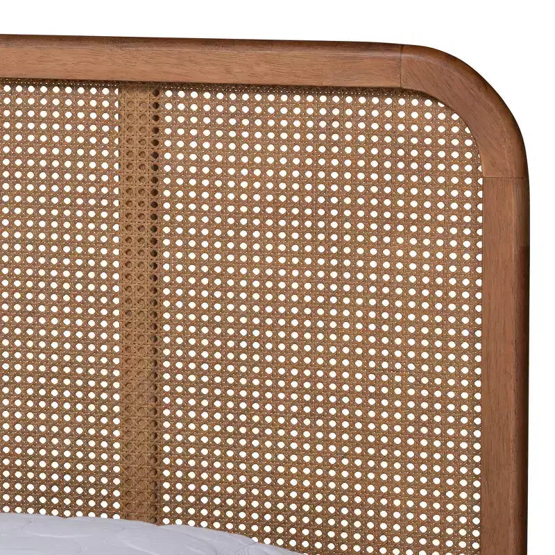 Lit plateforme grand format en bois et rotin synthétique, brun/noyer cendré